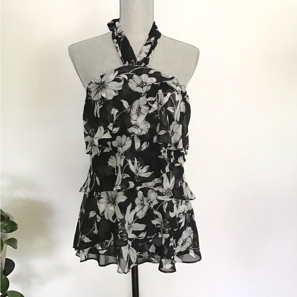 WHITE HOUSE BLACK MARKET TOP